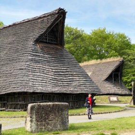 うつのみや遺跡の広場